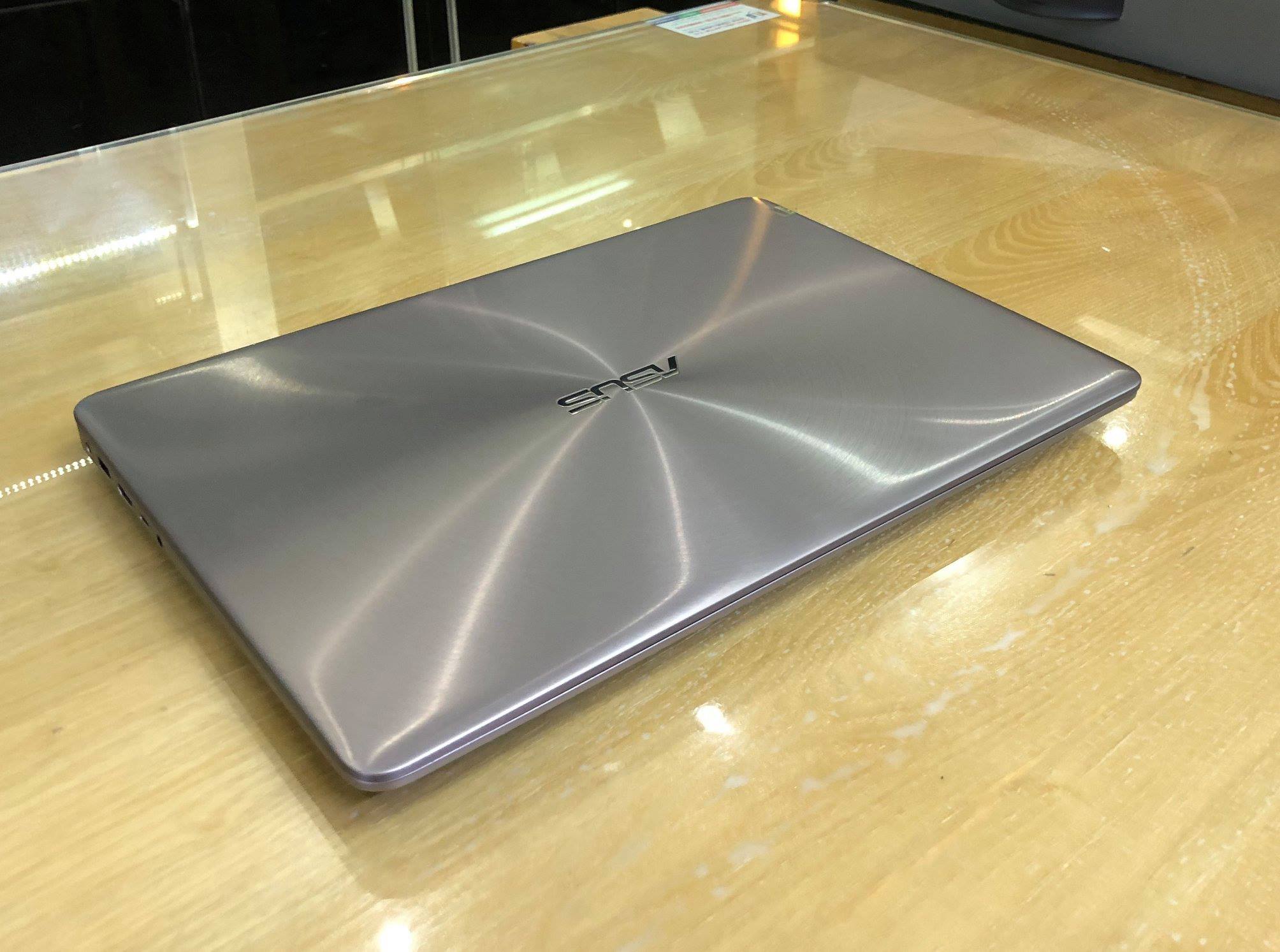 Laptop Asus UX410UQ-GV066-6.jpg